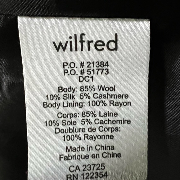 Aritzia Wilfred Black Blazer - Picture 6 of 6